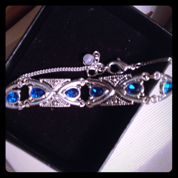 Avon bracelet