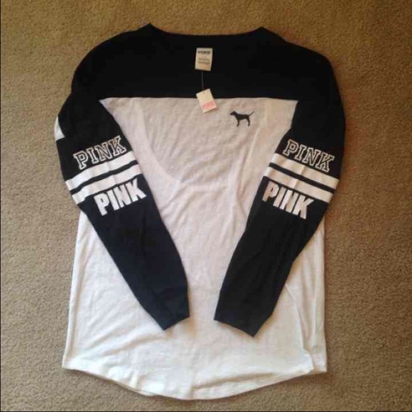 Pink black shirt 💖✨