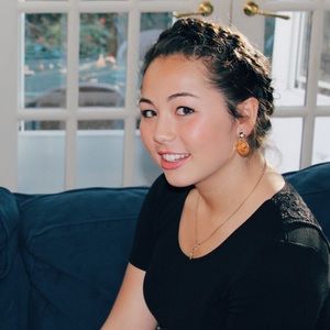 Meet your Posher, Nola