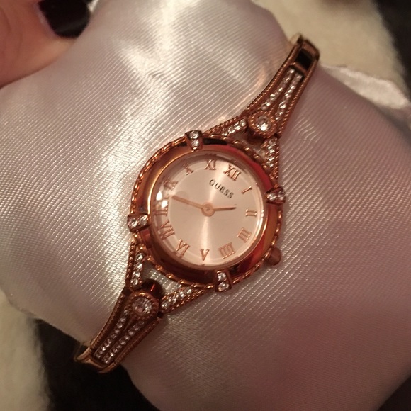 Guess Watch