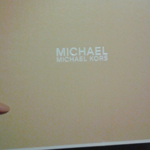 Micheal kors shoes - Picture 4 of 4