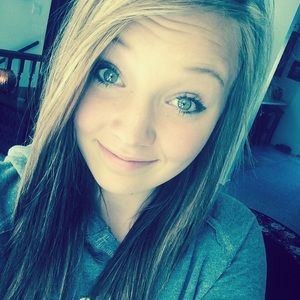 Meet your Posher, Kenzie