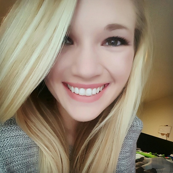 Meet your Posher, Aleasha