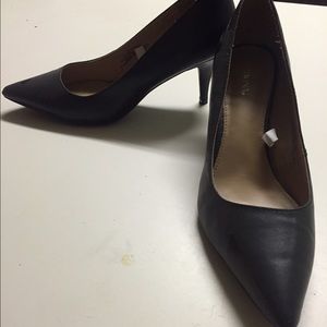 Merona black point heels