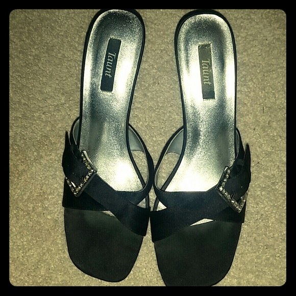 Black snazzy sexy heels
