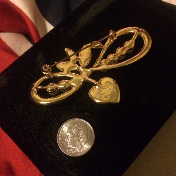 🎀SALE! Vintage gold faux pearl brooch pin - Picture 2 of 3