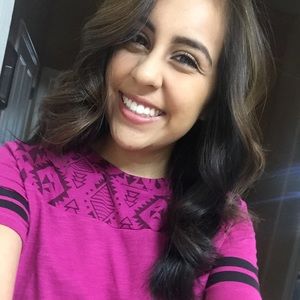 Meet your Posher, Alicia