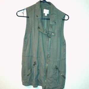 Military fun edgy vest plus free bracelet!