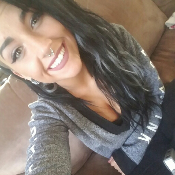 Meet your Posher, Caitlyn