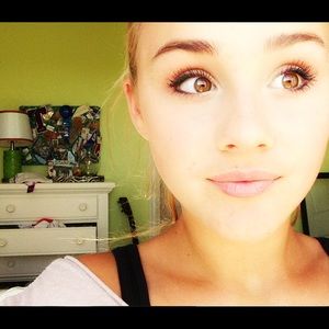 Meet your Posher, Darby