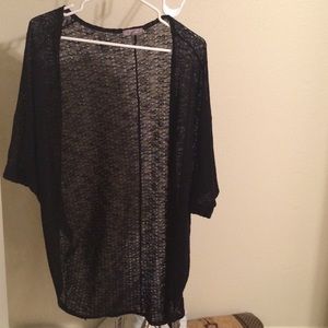 Black long cardigan.