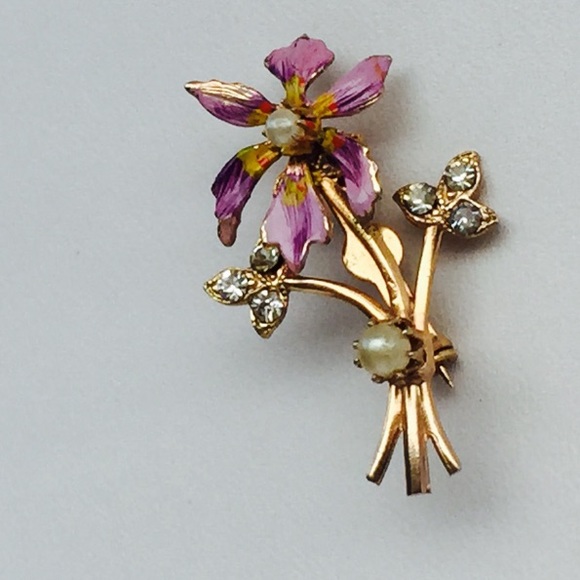 Vintage gold tone Pansy flower Pin/BROOCH
