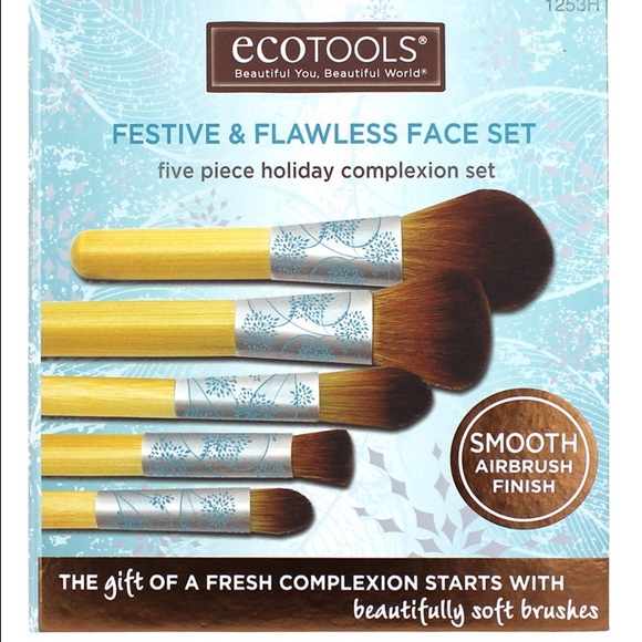EcoTools Festive and Flawless Face Brush Set