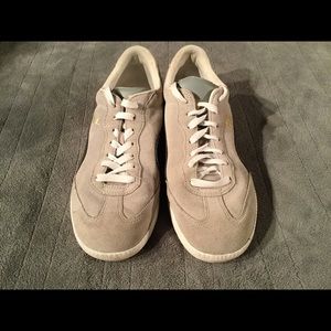 Men's Puma shoes