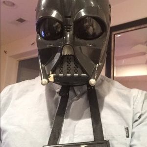 Meet your Posher, Elijah