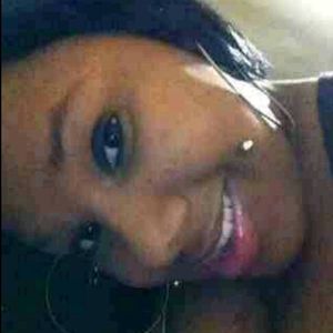 Meet your Posher, Destinee