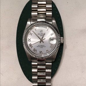 Men's silver Alpha bran watch