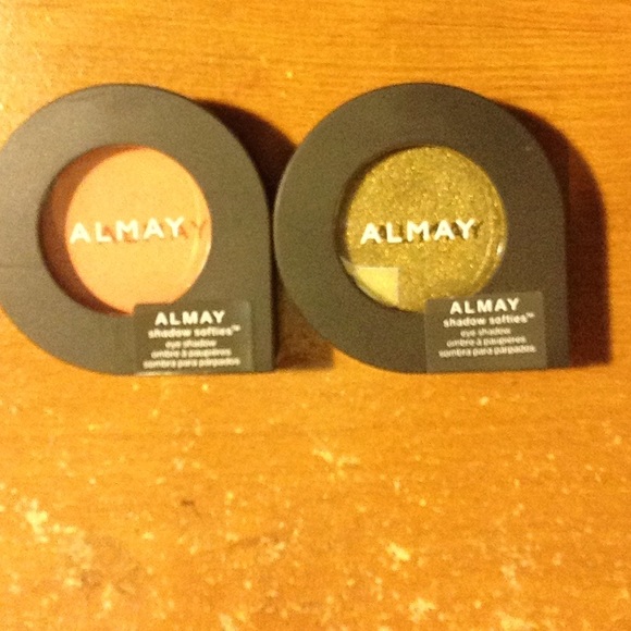 Almay Moss & Peach fuzz eye shadows