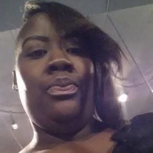 Meet your Posher, Kamika