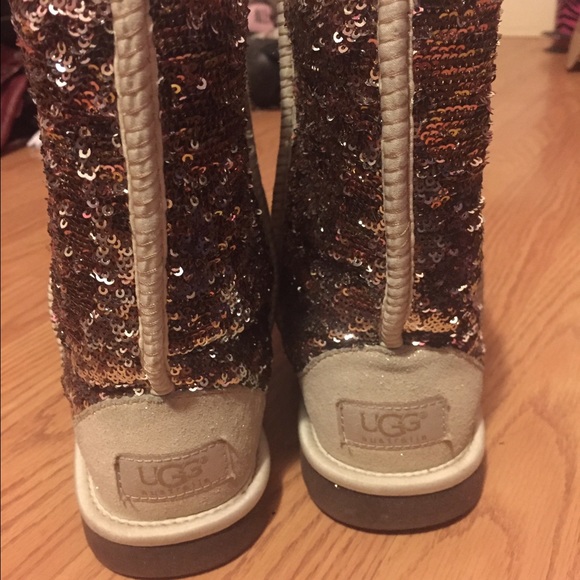 UGG Australia Classic Champagne Sparkle Boots Sz 6