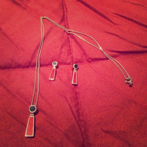 ❗️❗️sexy&simple❗️❗️ earring and necklace set