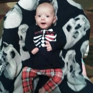 Meet your Posher, Nickie