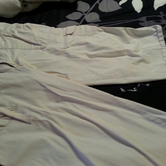 Liz Claiborne Capri