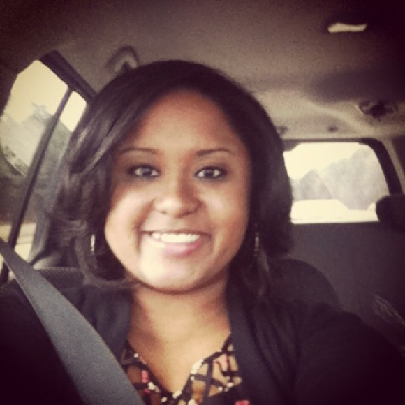 Meet your Posher, Marisa - Picture 1 of 1