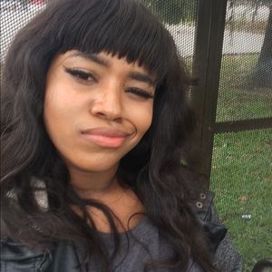 Meet your Posher, Chrissy