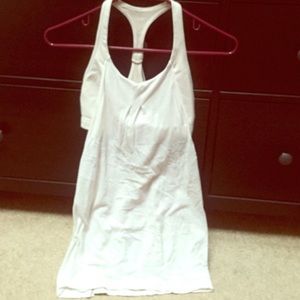 Lululemon white tank sz 4