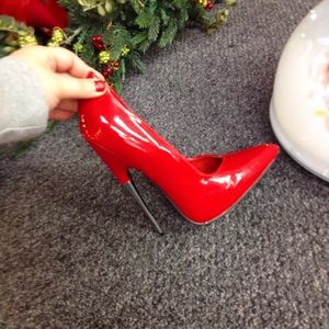 Meet your Posher, Sylvia