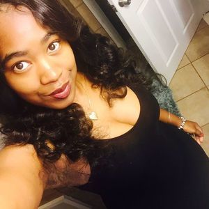 Meet your Posher, Tosha