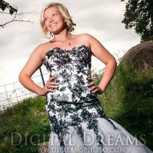 Meet your Posher, Paige