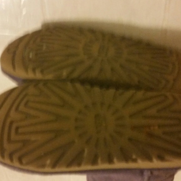 Youth UGG boots - Picture 3 of 3