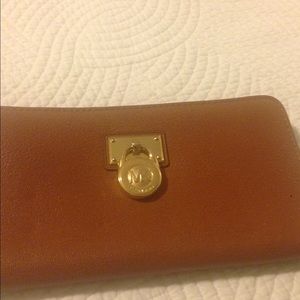 Micheal kors wallet