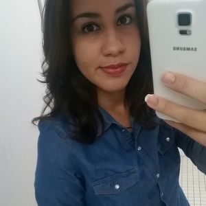 Meet your Posher, Carla