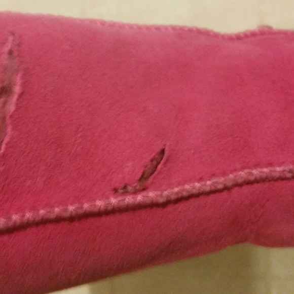 UGG - Picture 3 of 4