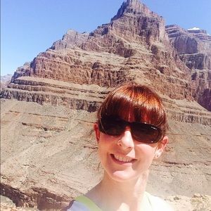 Meet your Posher, Beth