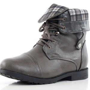 Meet your Posher, Maycee