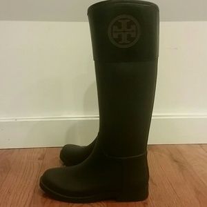 Tory Burch Classic Rainboots - never worn