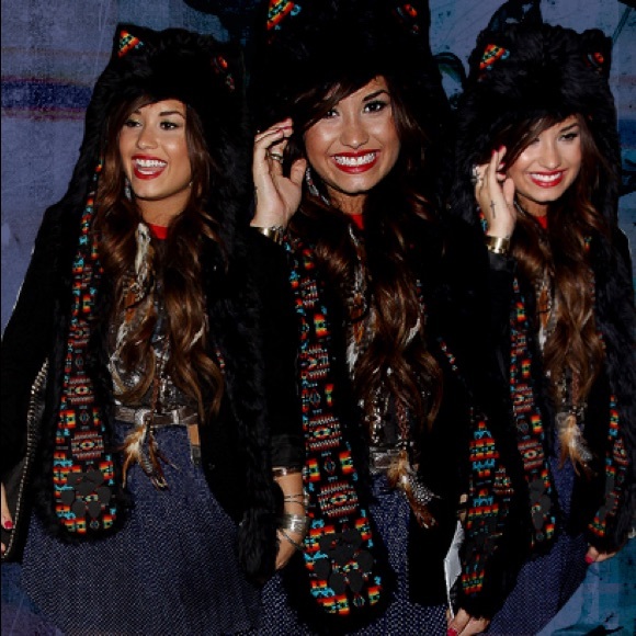 🐾Authentic spirit hood!🐾as seen on Demi lovato😍
