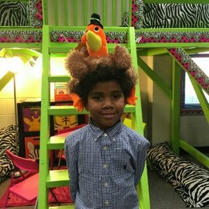 Meet your Posher, Holly