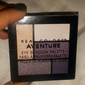 eye shadow pallette