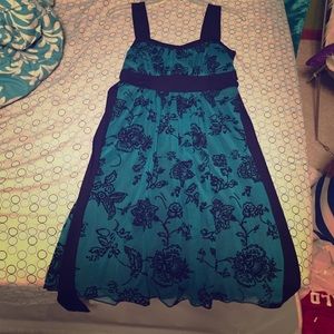 🚨Moving Sale🚨 Teal and black Paisley Dress