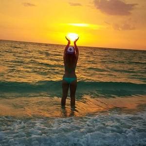 Meet your Posher, Becky