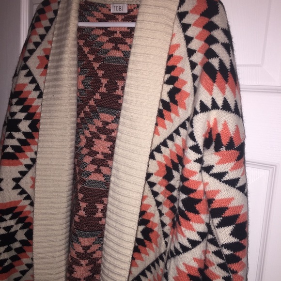 Aztec Cardigan - Picture 2 of 2
