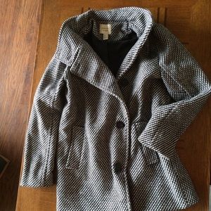 Beautiful houndstooth coat