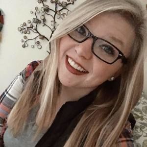 Meet your Posher, Abby