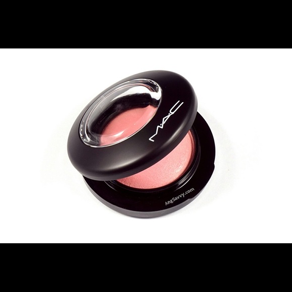MAC Cosmetics Other - Blush bundle