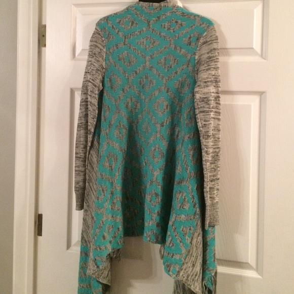 Cardigan - Picture 2 of 2